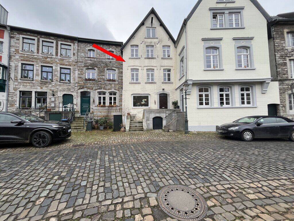 Denkmalgeschütztes Wohn- und Geschäftshaus im Herzen von Aachen-Kornelimünster, 52076 Aachen