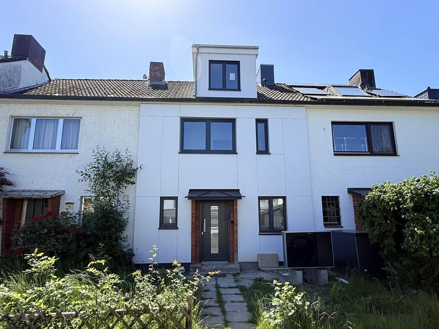 Familienglück in Bramfeld – saniertes 5-Zimmer-Reihenmittelhaus mit Garten – Wentzel Dr., 22179 Hamburg (Wandsbek Bramfeld)