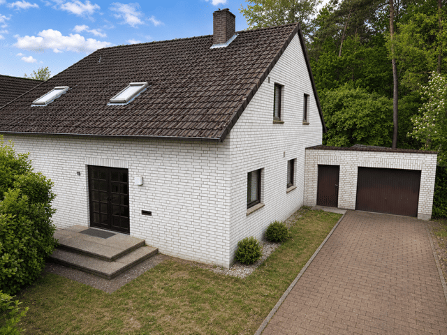 Freistehendes Einfamilienhaus mit Wintergarten auf großzügigem Grundstück, 29633 Munster