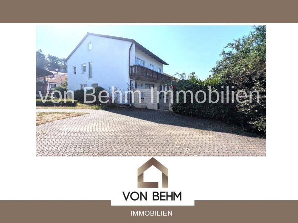 Großzügiges Zweifamilienhaus mit Garagen und vielseitigen Nutzungsmöglichkeiten, 91795 Dollnstein