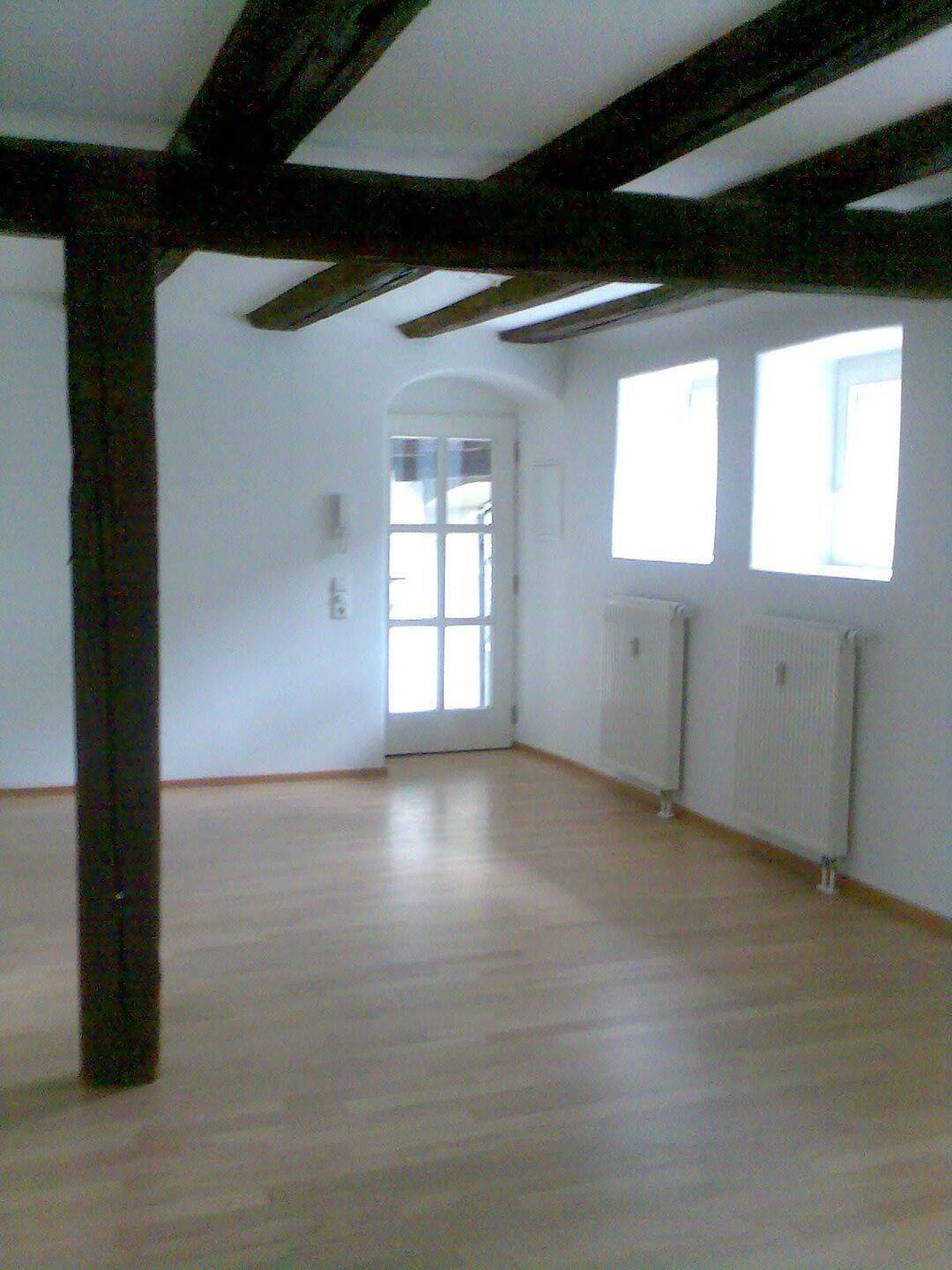 2-Zimmer-Wohnung, Konstanz-Niederburg mit großer Terrasse und PKW-Stellplatz, 78462 Konstanz