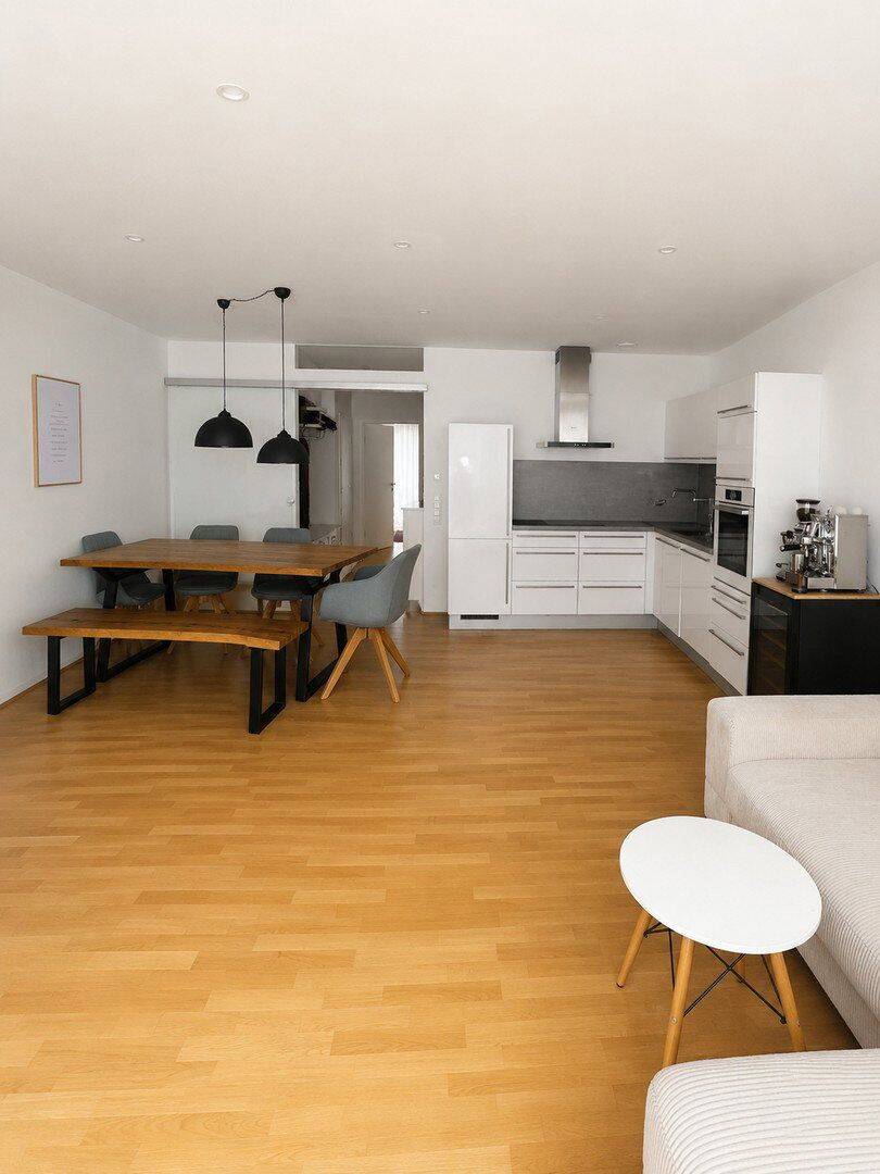 Stilvolle 2-Zimmer-Wohnung mit großer Terrasse und separatem Eingang, 97980 Bad Mergentheim