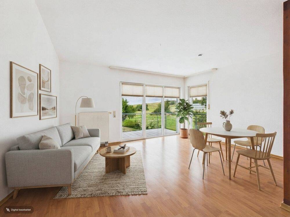 Perfekter Start ins eigene Zuhause- helle Eigentumswohnung mit Balkon und PKW Stellplatz – 66292 Riegelsberg – Bild 1 von 11