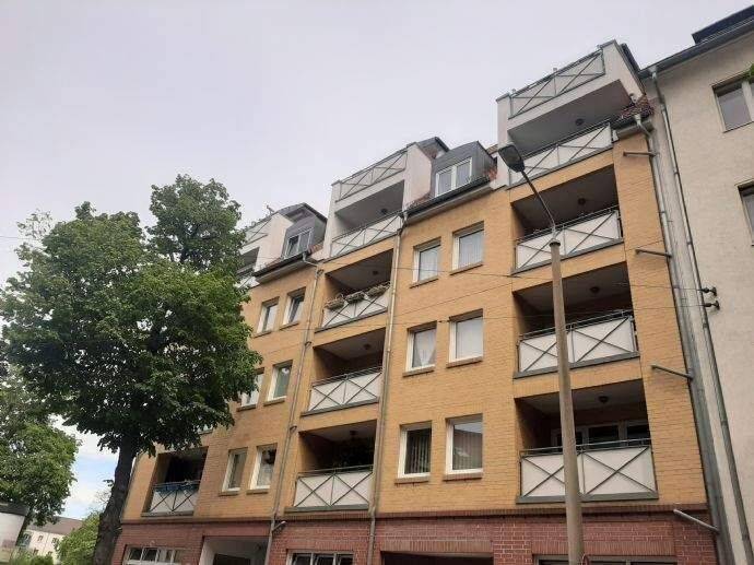 +++BELIEBTES VIERTEL+++1-ZIMMER-WHG+++BALKON+++EINBAUKÜCHE+++AUFZUG+++TOP GRUNDRISS+LAGE+++BEGRÜNTER INNENHOF+++PARK+++RENOVIERT+++DACHGESCHOSS+++, 4299 Leipzig (Probstheida Stötteritz)