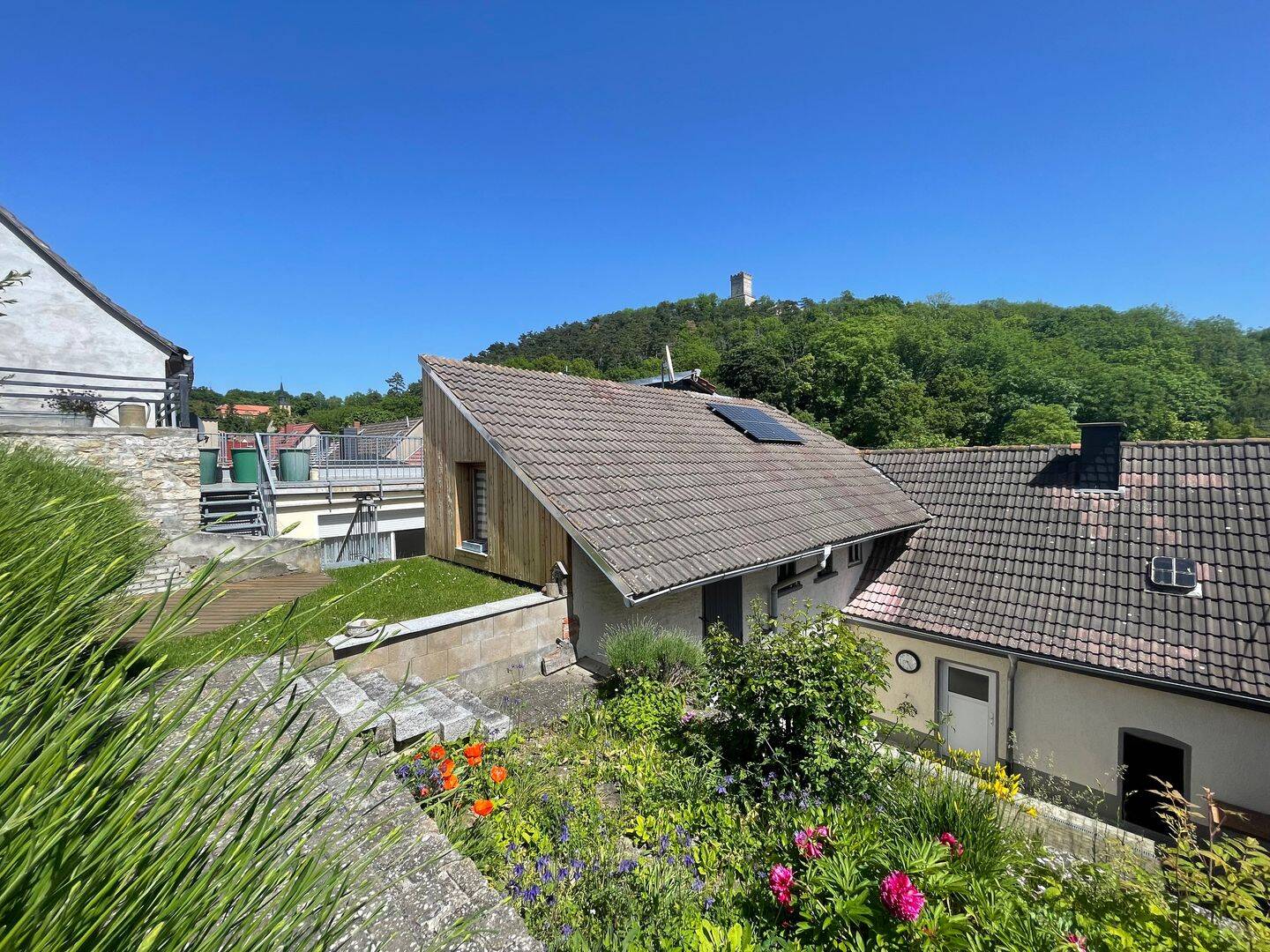 Idyllisch wohnen mit Burgblick & großer Dachterrasse, 6648 Eckartsberga
