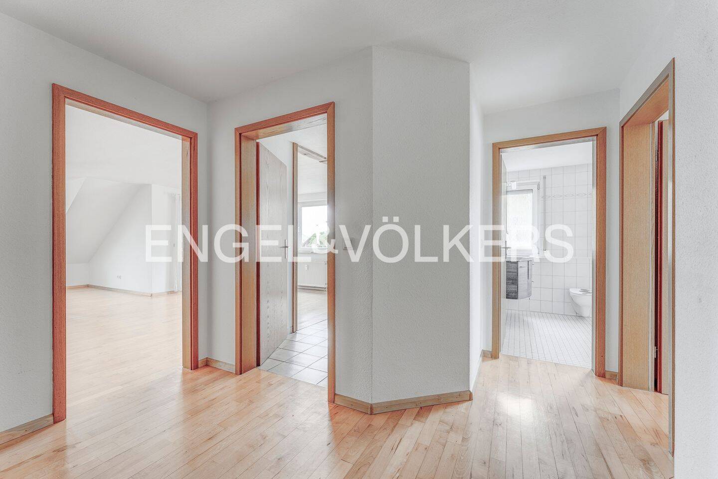 Helle 3 Zimmer Maisonettwohnung, 79427 Eschbach