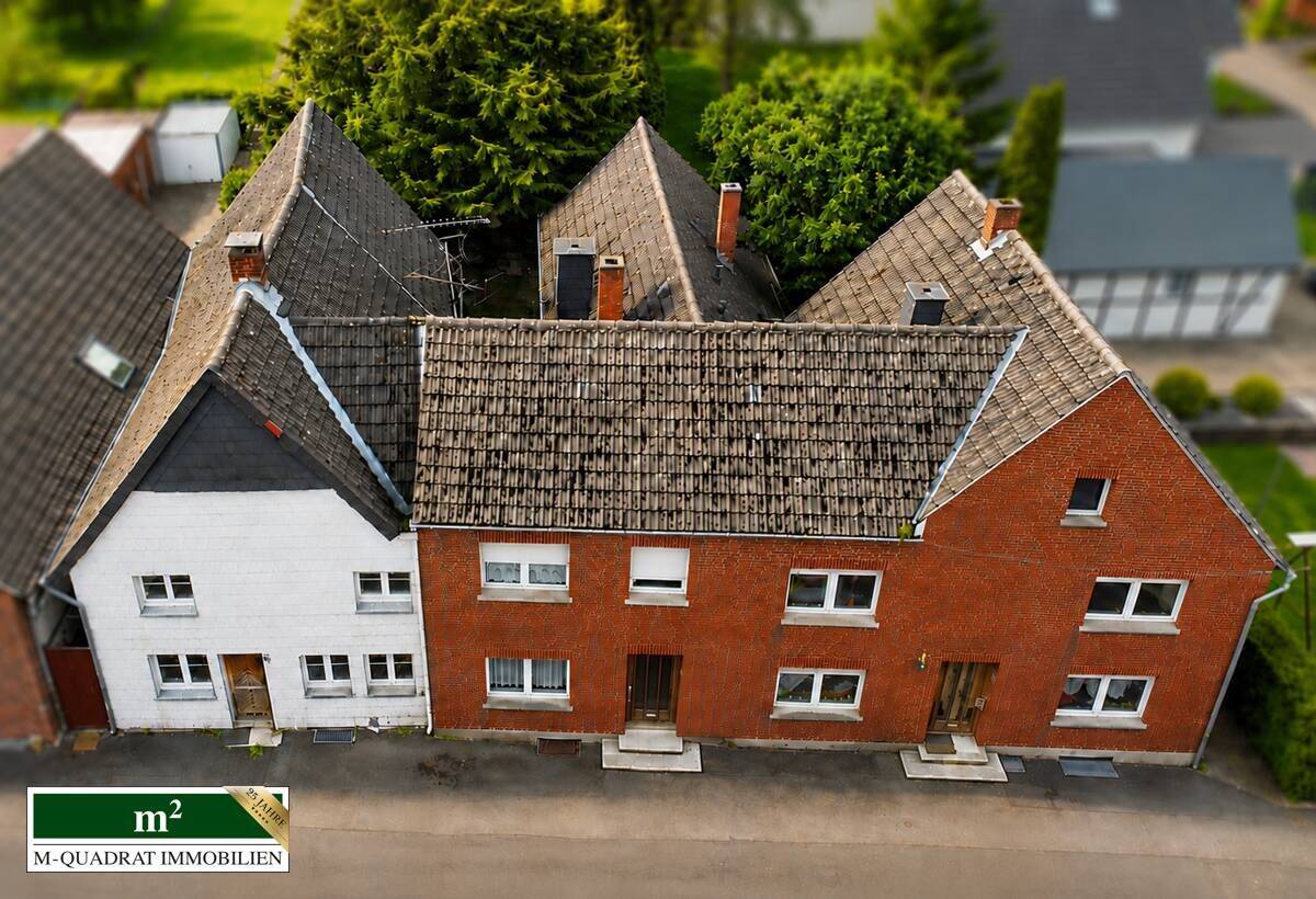 1 großes Grundstück – 2 Häuser mit 3 Wohnungen im Ortsteil von Beckum, 59269 Beckum