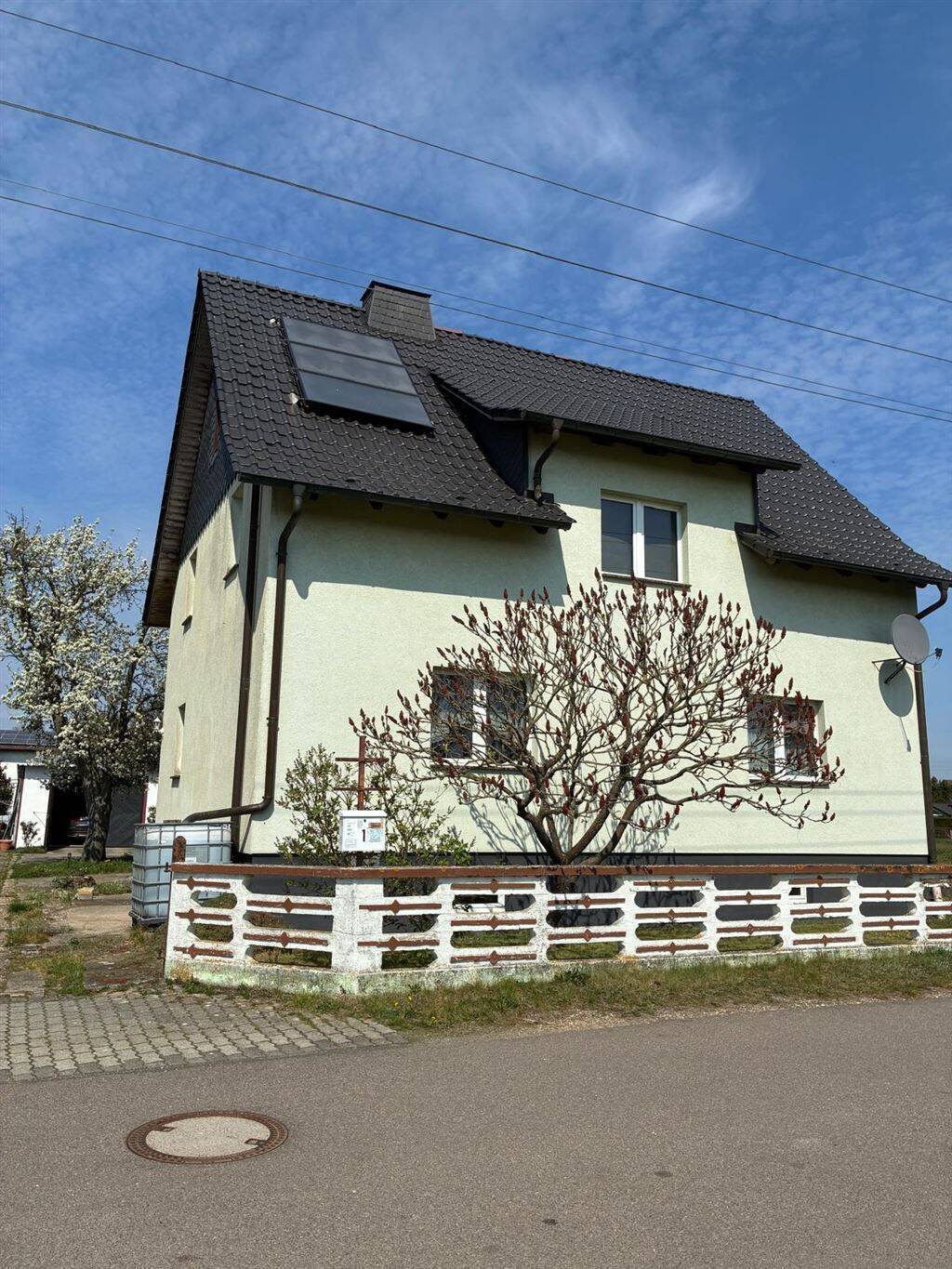 Ruhig gelegenes, freistehendes Einfamilienhaus mit großem Garten, 4862 Mockrehna