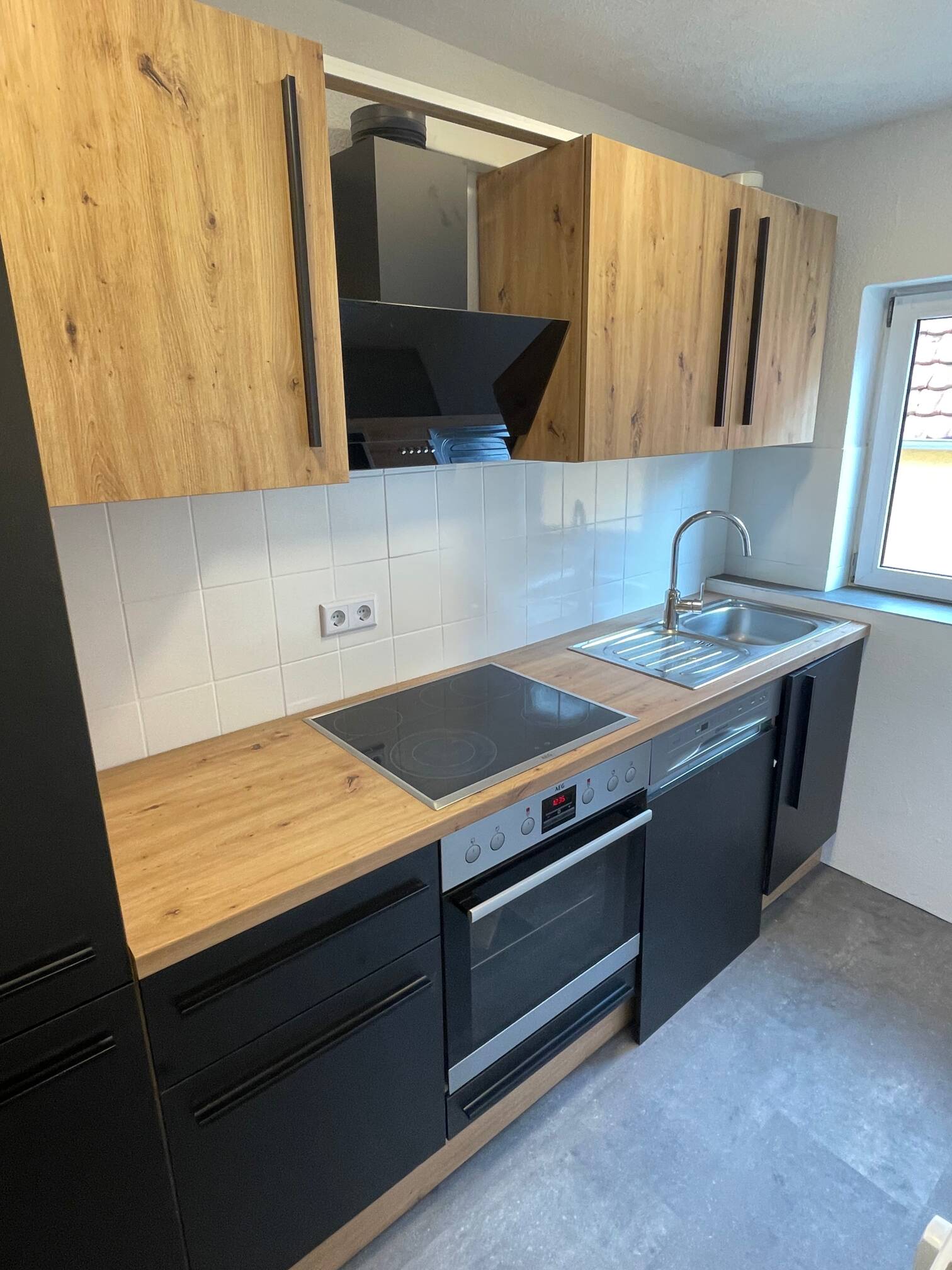 Moderne 3 Zimmerwohnung – Top Zustand – Einbauküche Regendusche, 97265 Hettstadt
