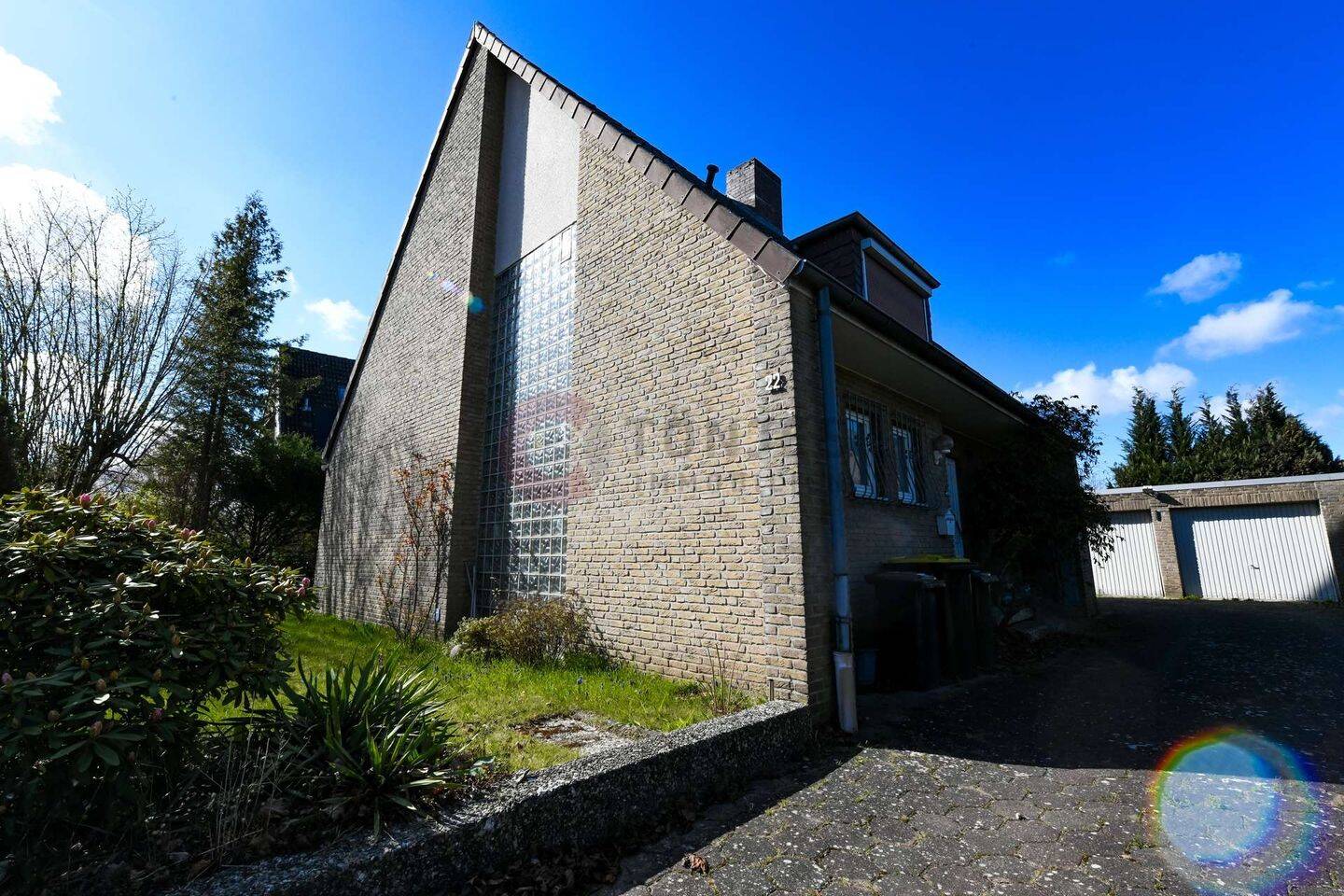 Einfamilienhaus mit Doppelgarage in ruhiger Lage von Uelzen (Erbbaurecht), 29525 Uelzen
