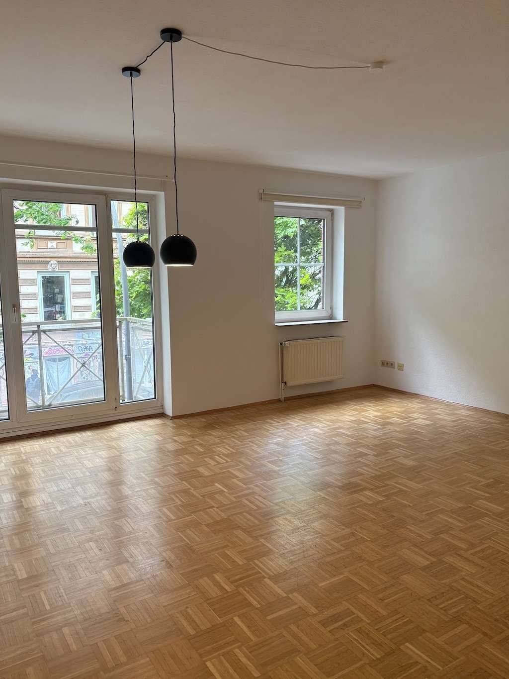 Licht.Lage.Lebensgefühl. Attraktive Wohnung mit Einbauküche, Balkon & Stellplatz, 20357 Hamburg (Altona)