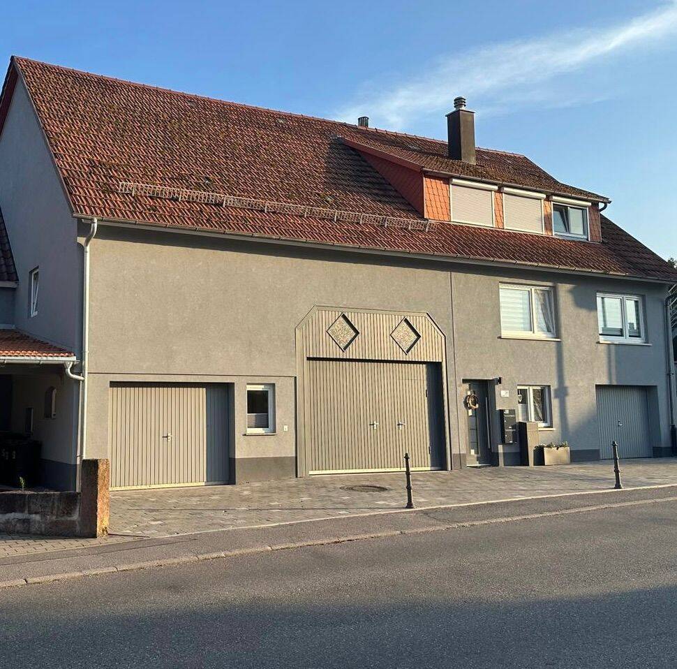 Schöne, sonnige 4,5-Zimmer-Wohnung im Zweifamilienhaus zu vermieten, 75378 Bad Liebenzell