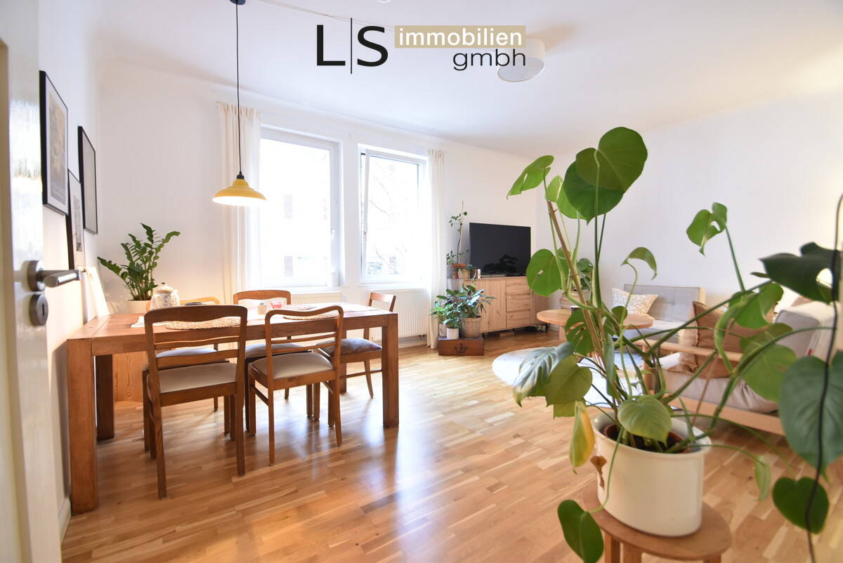 Stilvolle Altbauwohnung mit Charme in begehrter Lage von Stuttgart-Ost!, 70186 Stuttgart (Ost)