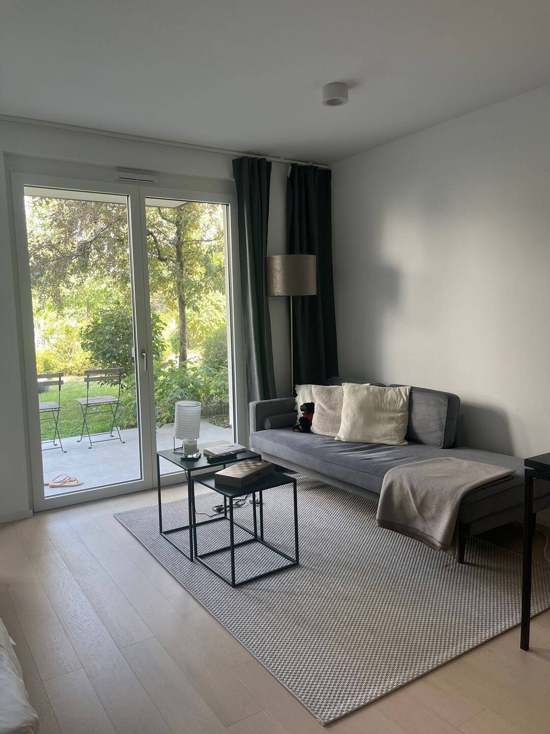 Vollmöblierte, helle 1-Zimmer-Neubauwohnung mit Garten in München-Harlaching, 81547 München (Obergiesing Untergiesing-Harlaching)