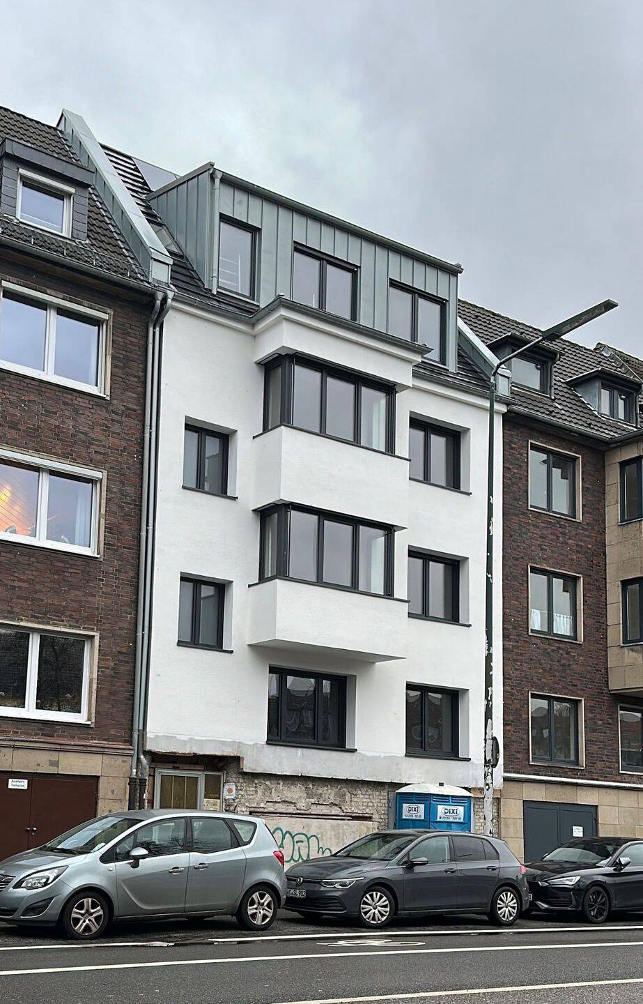 Über den Dächern von Pempelfort: DG-Erstbezug (A+) mit Dachterrasse und Spitzboden, 40477 Düsseldorf (Derendorf Golzheim Pempelfort)