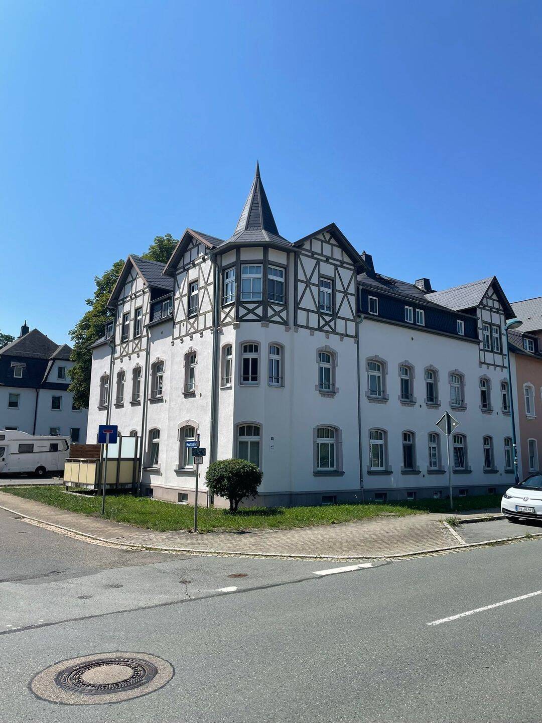 Große 3-Raum-Wohnung direkt am Bürger- und Familienpark, 9376 Oelsnitz/Erzgeb.