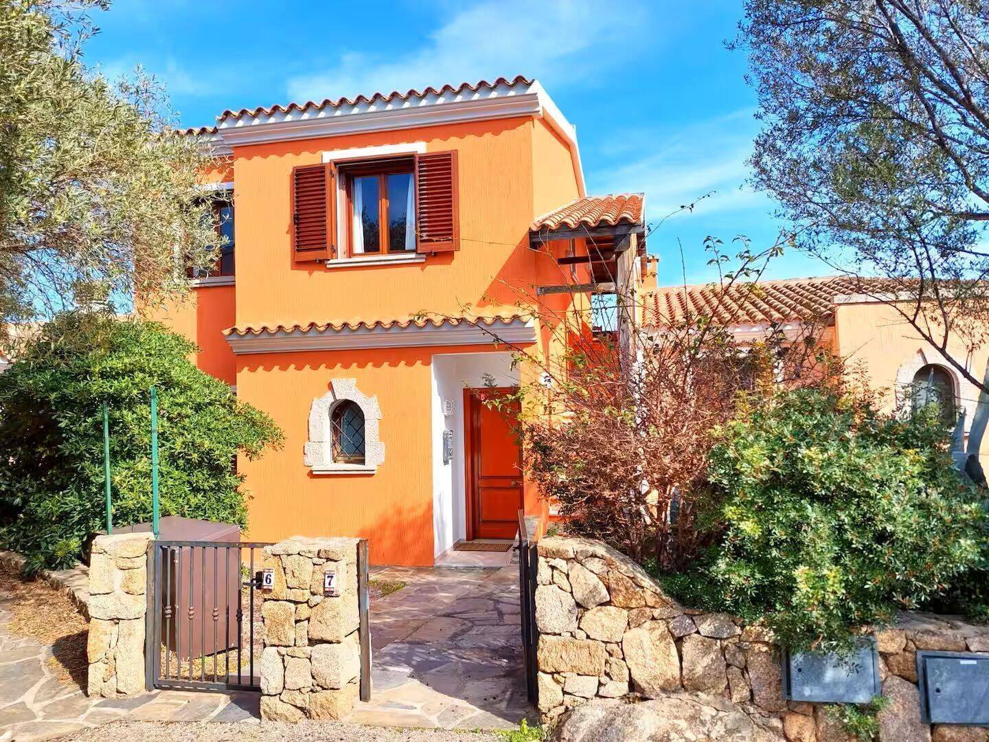 Sardinien: Ferienhaus mit 2 separaten Wohnungen und Meerblick, 97262 Hausen b. Würzburg