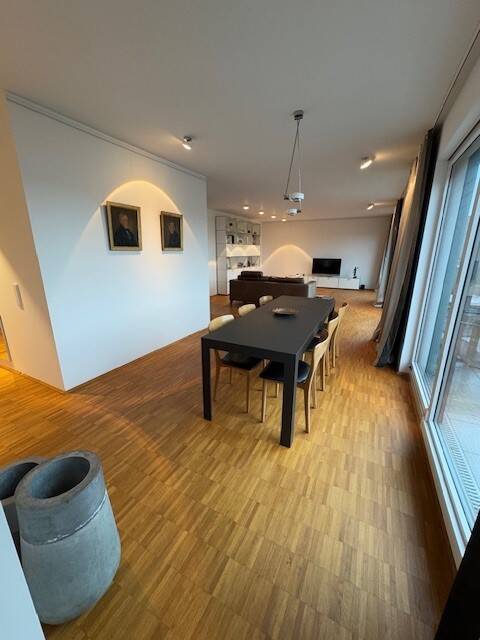 Dachgeschoss Dresden-Neustadt 4 – Raum- Etagenwohnung möbliert – Wohnen auf Zeit, 1099 Dresden