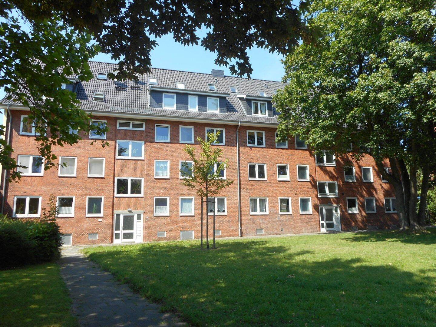 Charmante 3-Zimmer-Wohnung mit Fördeblick, 24148 Kiel (Ellerbek Wellingdorf)
