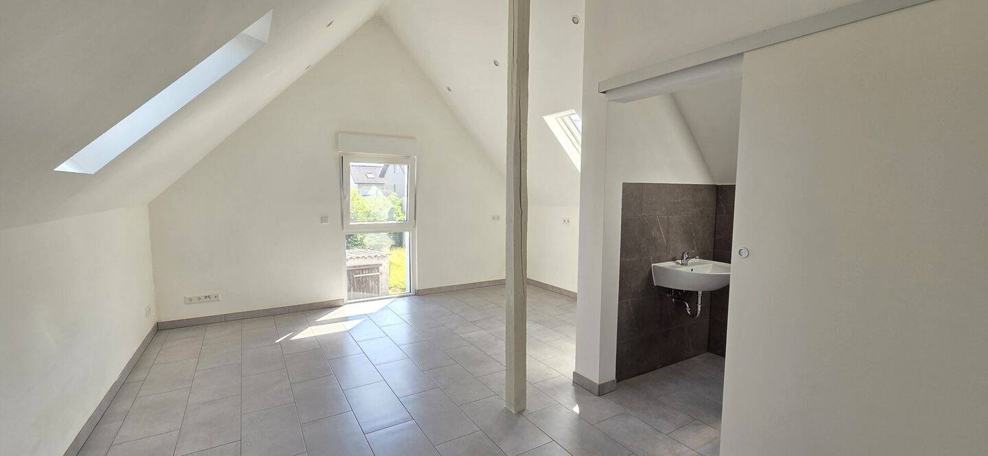 Moderne 1-Zimmer-Wohnung in gepflegtem, energetisch saniertem Haus, 33719 Bielefeld (Brönninghausen Heepen Oldentrup)