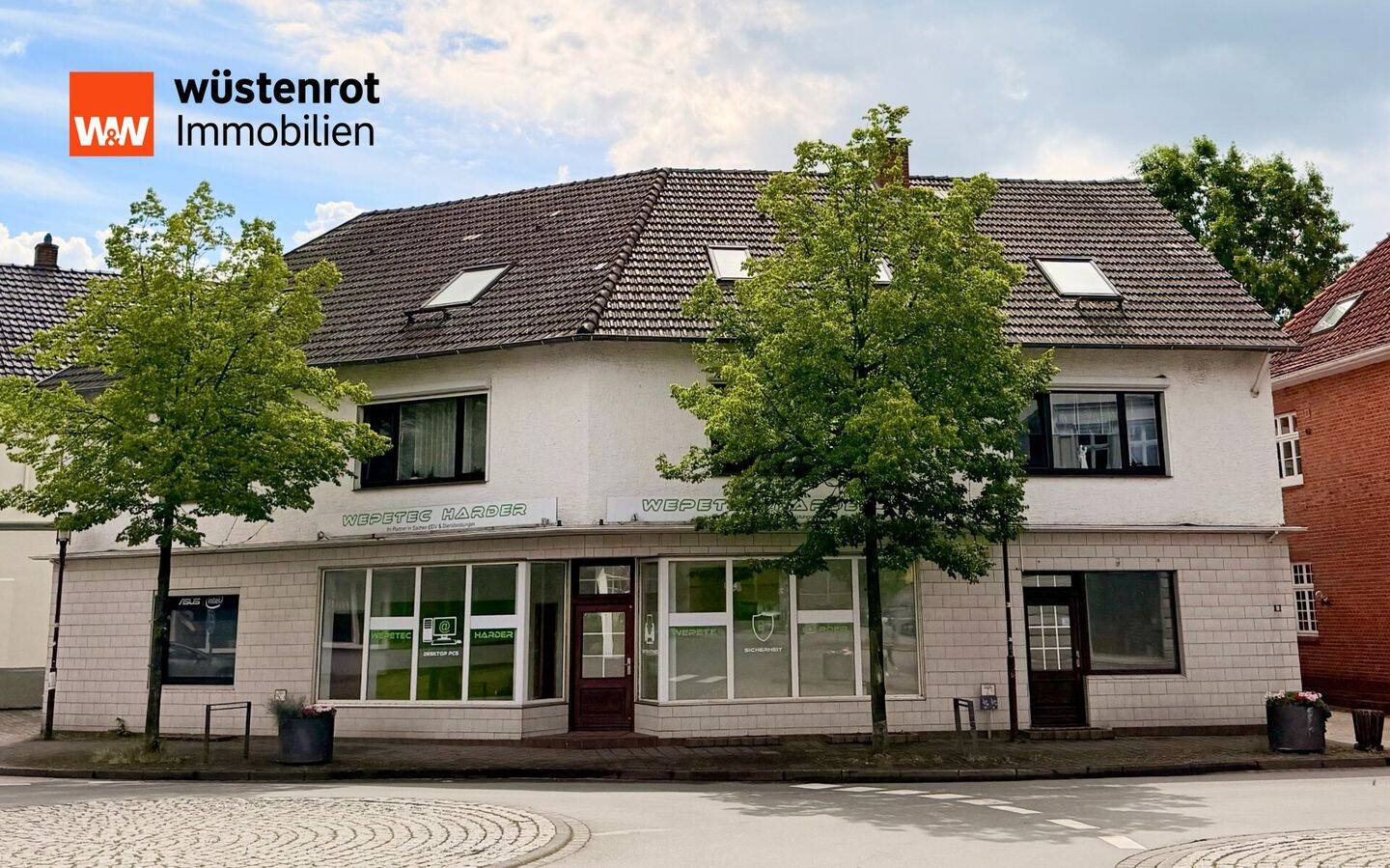 Attraktive Kombination aus Gewerbe, Wohnen und zusätzlichen Nutzflächen in Rahden, 32369 Rahden