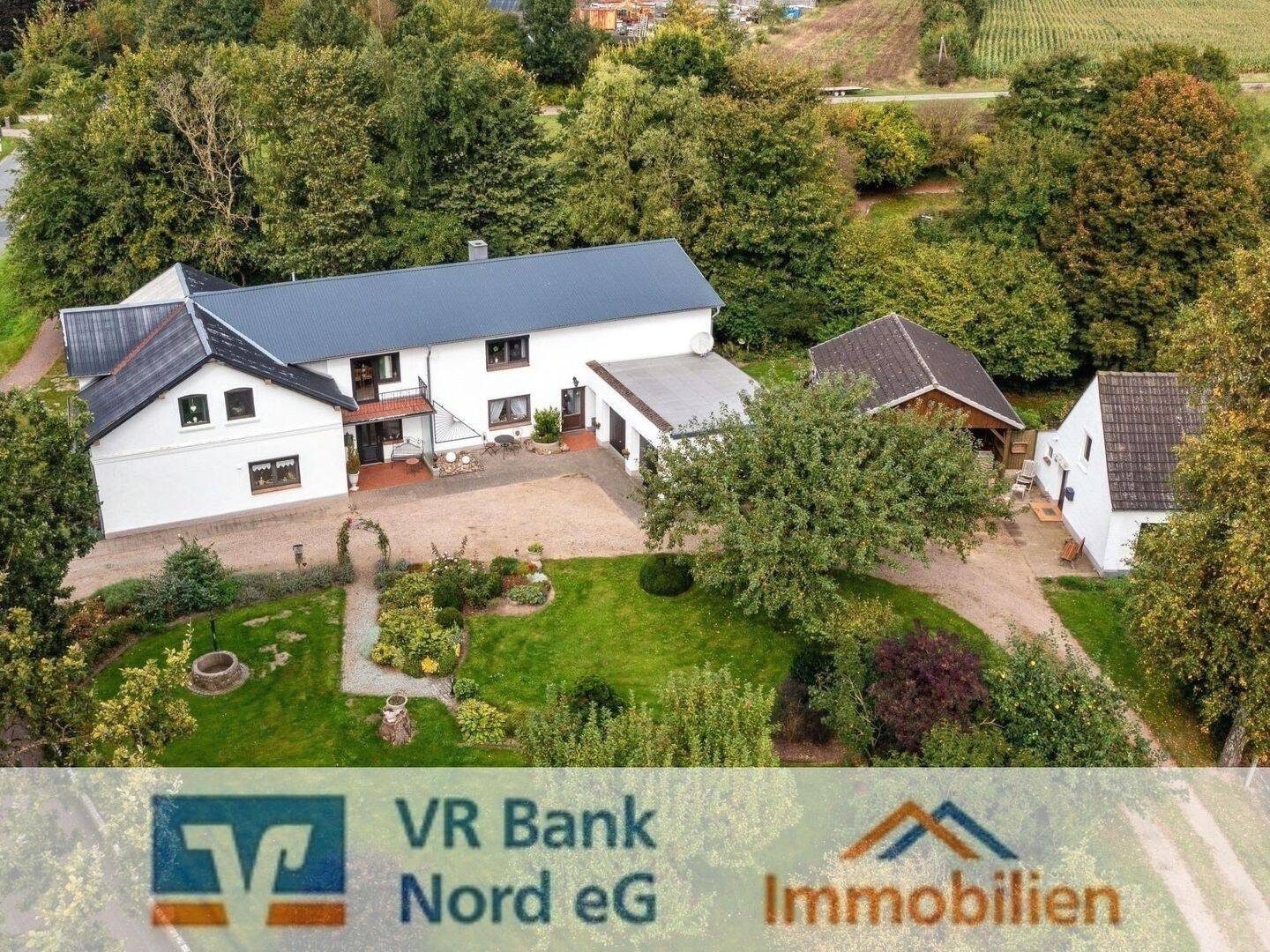 Charmantes Landhaus mit viel Platz auf einzigartigem Grundstück, 24992 Janneby