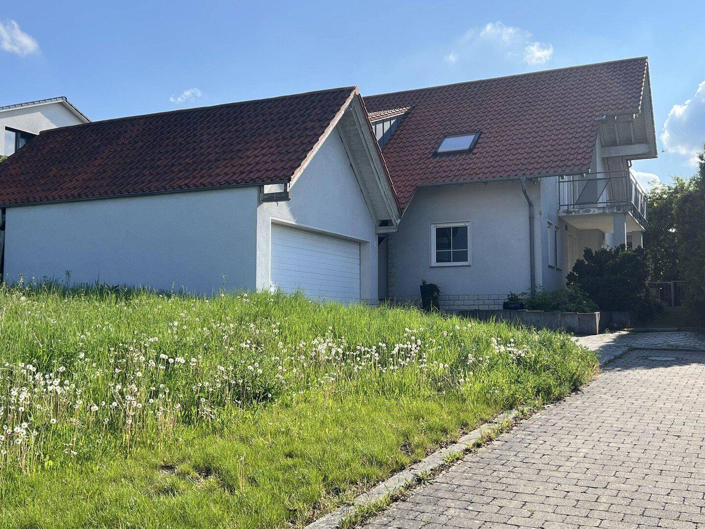 Einfamilienwohnhaus mit Doppelgarage und großem Garten – Privatverkauf, 97953 Königheim