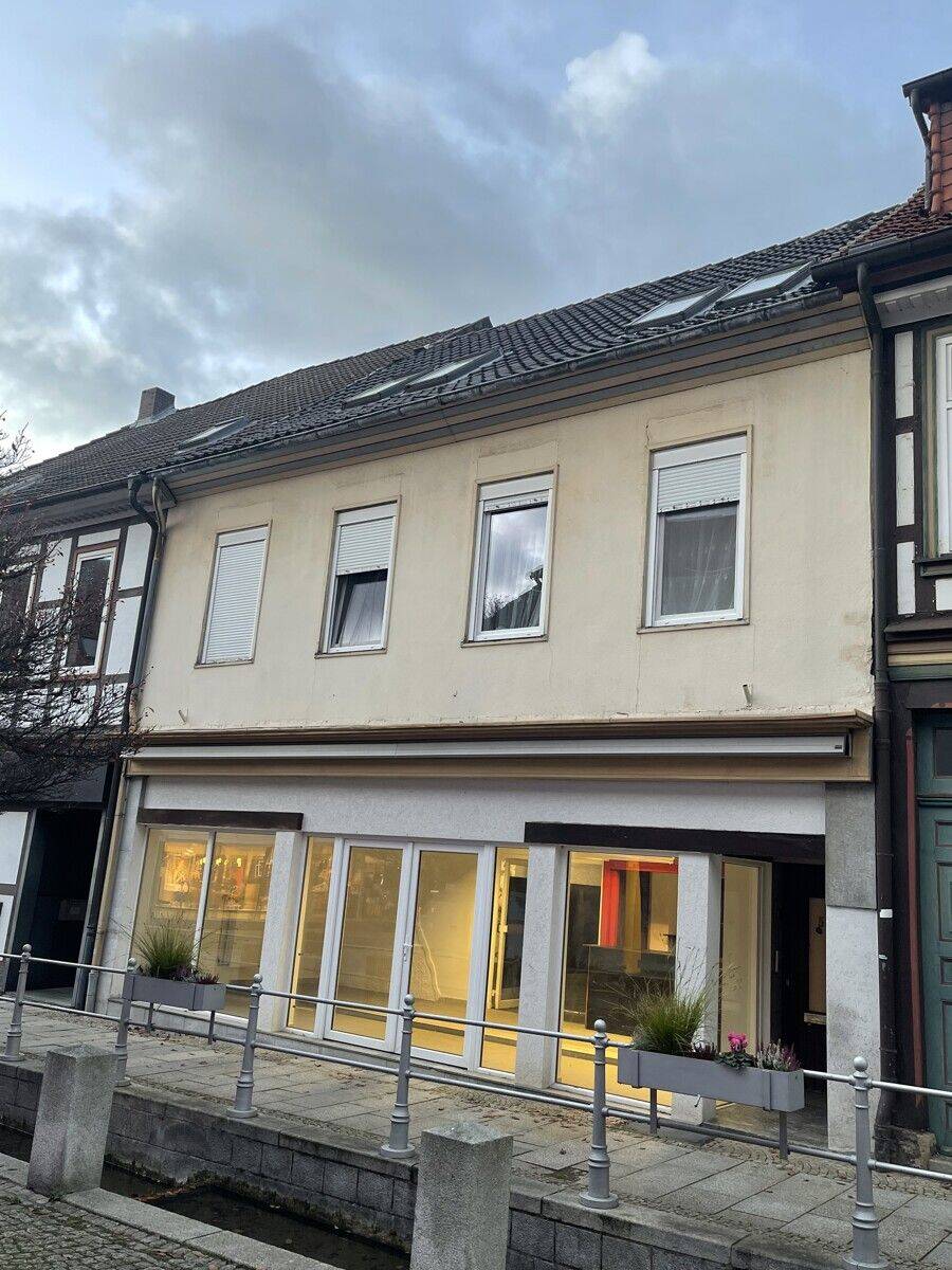 Teilmodernisiertes Wohn- und Geschäftshaus im Herzen der Altstadt, 31061 Alfeld (Leine)