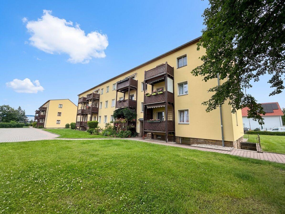 Großzügige 3-Raumwohnung mit Balkon | HP | Bad mit Fenster & Wanne | Küche mit Fenster | PKW-SP, 1809 Heidenau