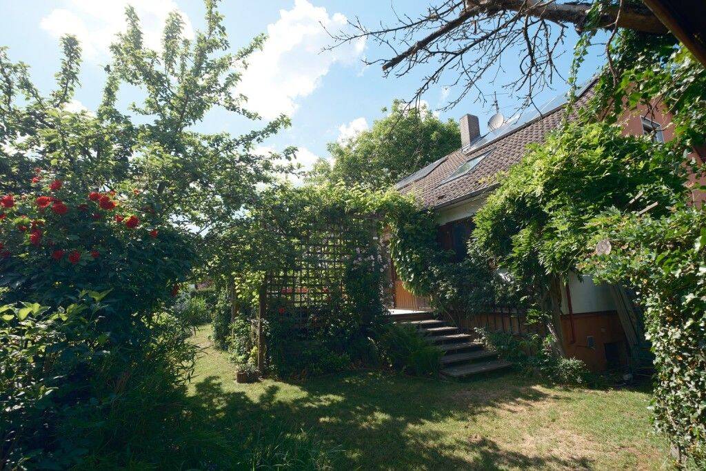 EFH mit Einliegerwohnung in Nürnberg – Moorenbrunn / Haus kaufen, 90475 Nürnberg