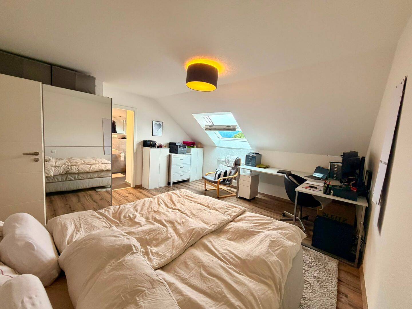 Stilvoll & modern – attraktive 2-Zimmer-Dachgeschosswohnung im Herzen von Arnsberg, 59821 Arnsberg