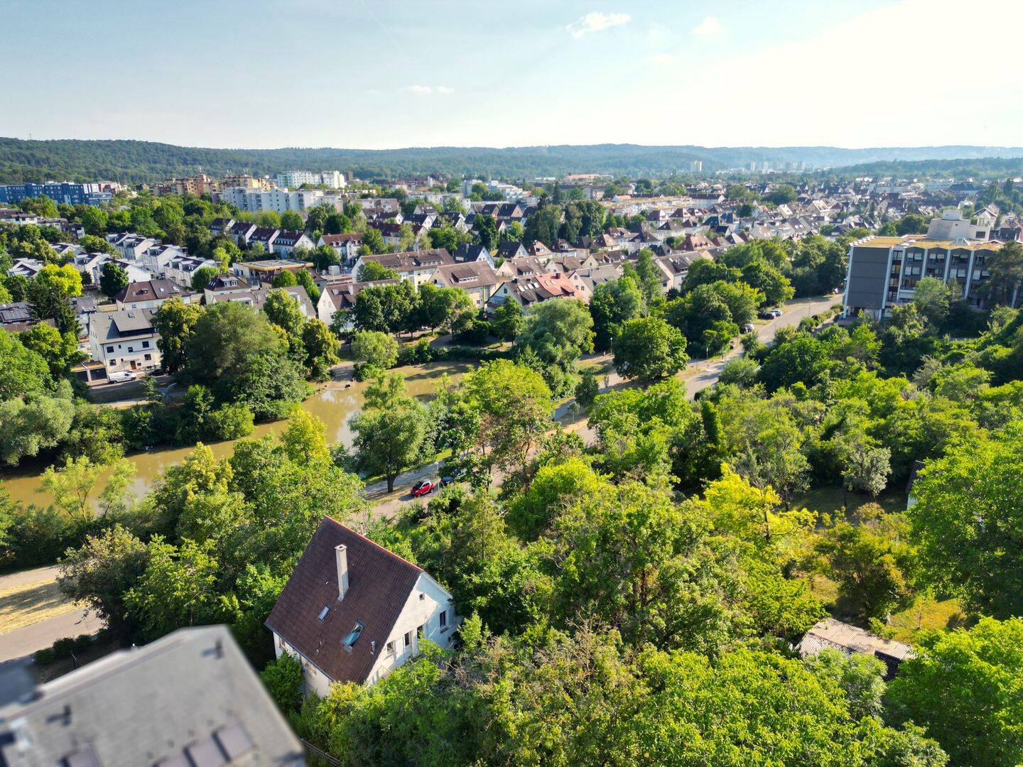 S-Weilimdorf: Sonniges Grundstück mit Altbestand, leichter Hanglage und Ausblick, 70499 Stuttgart