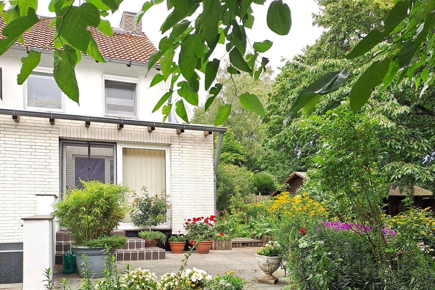 EFH, großer Garten, sehr ruhige Lage, 23569 Lübeck (Kücknitz Travemünde)