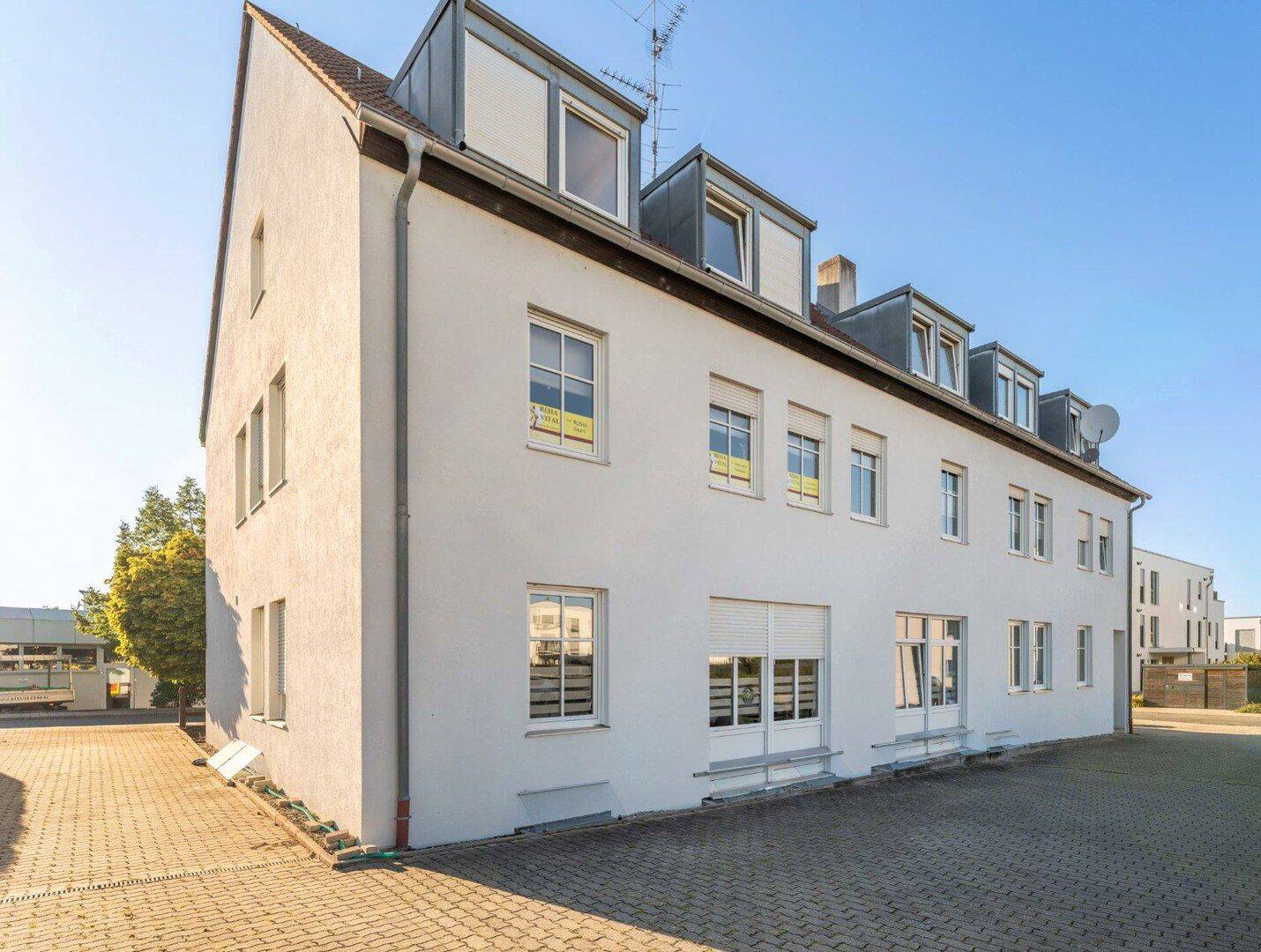 2 -Zimmer-Wohnung in Oberasbach / Zirndorf – Linder Siedlung (Loggia, Stellplatz), 90513 Zirndorf