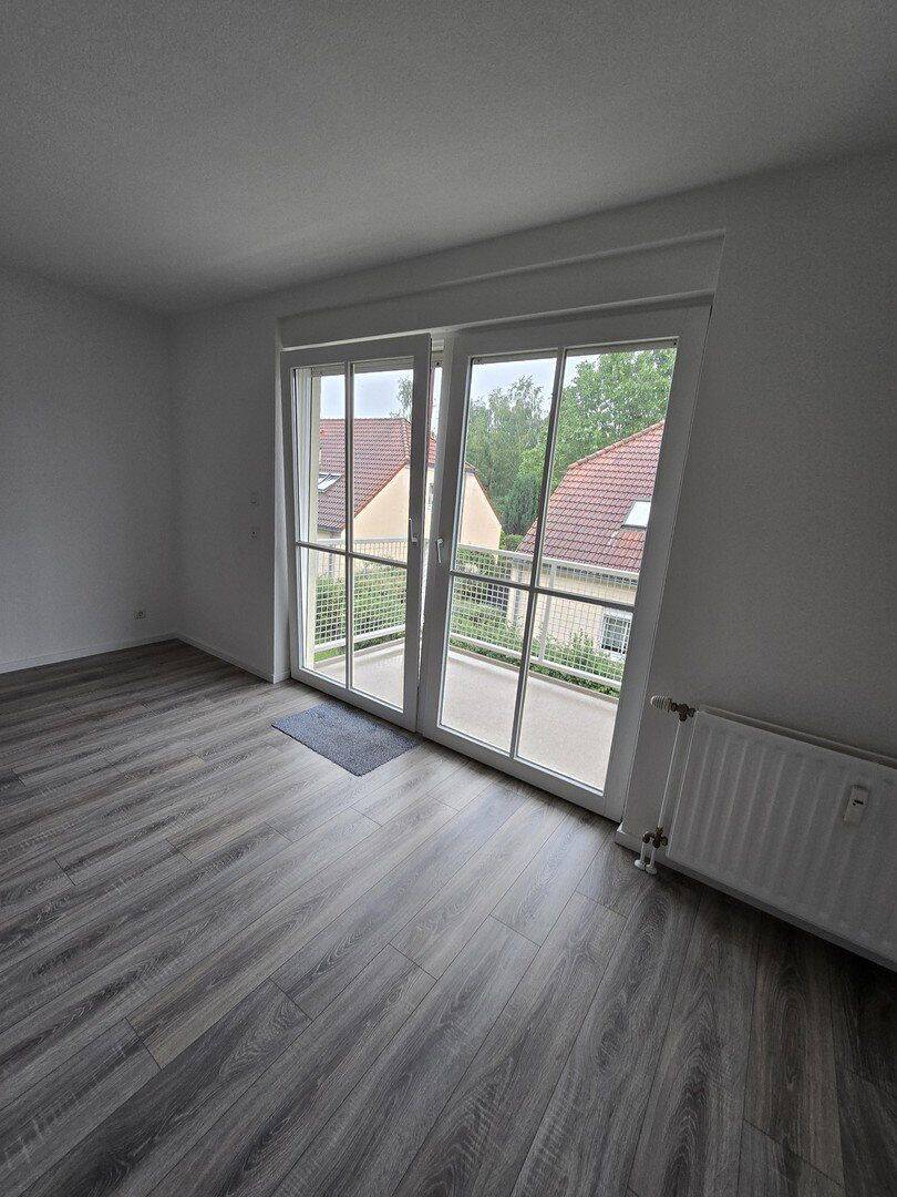 4 x Helle Moderne 1-Zimmer Wohnungen mit Einbauküche und Balkon oder Garten in Motzen, 15749 Mittenwalde