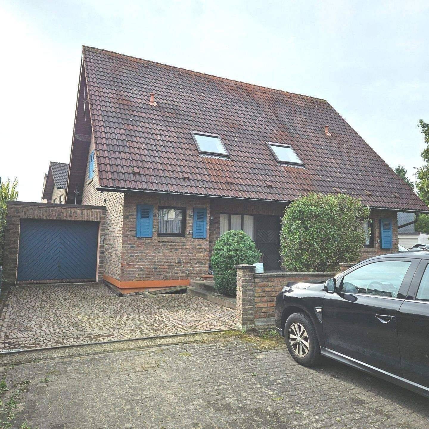 Freistehendes Einfamilienhaus auf einem der letzten Eckgrundstücken, 53332 Bornheim