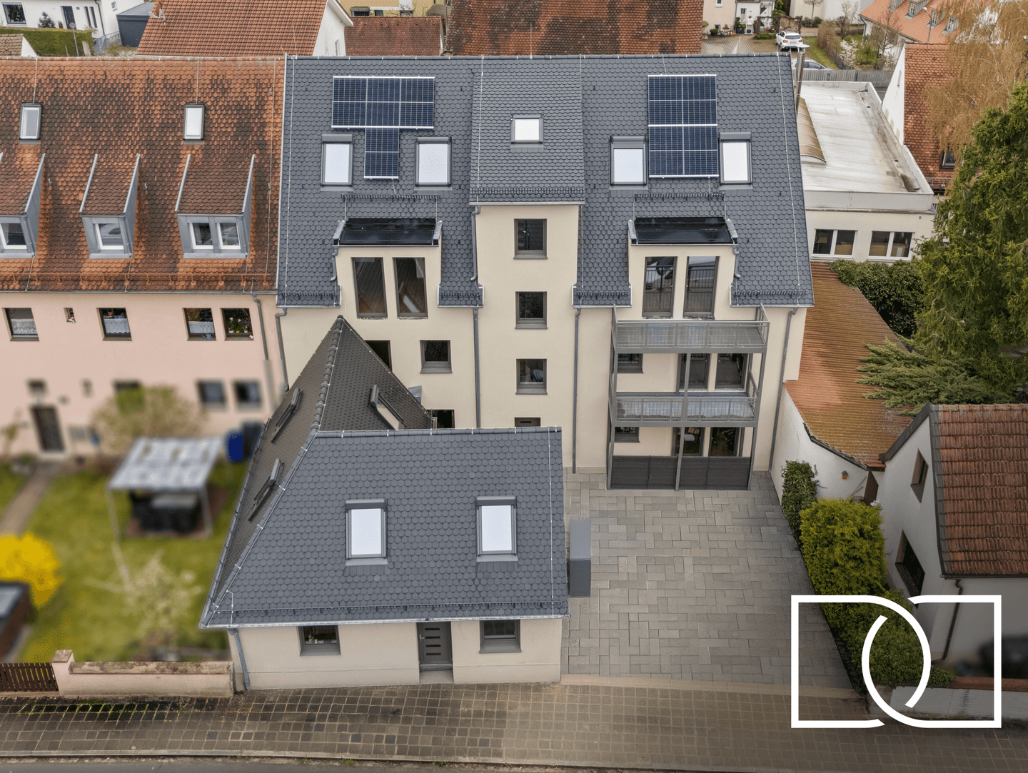 2025/26 Kernsaniert! Energieeffizientes MFH mit flexiblen Nutzungsmöglichkeiten und 10 Einheiten, 90411 Nürnberg