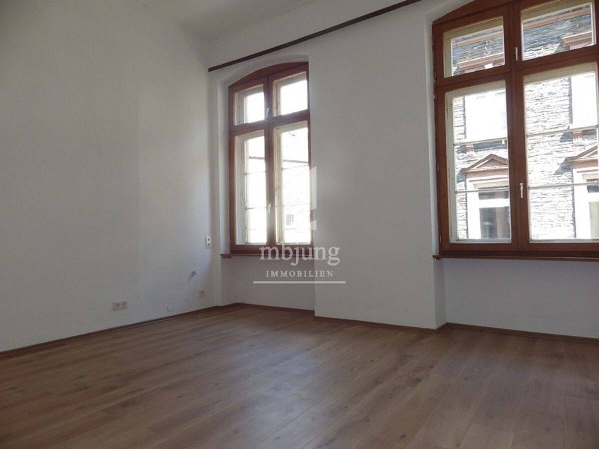 Großzügige Wohnung im Stadtkern von Trarbach, 56841 Traben-Trarbach