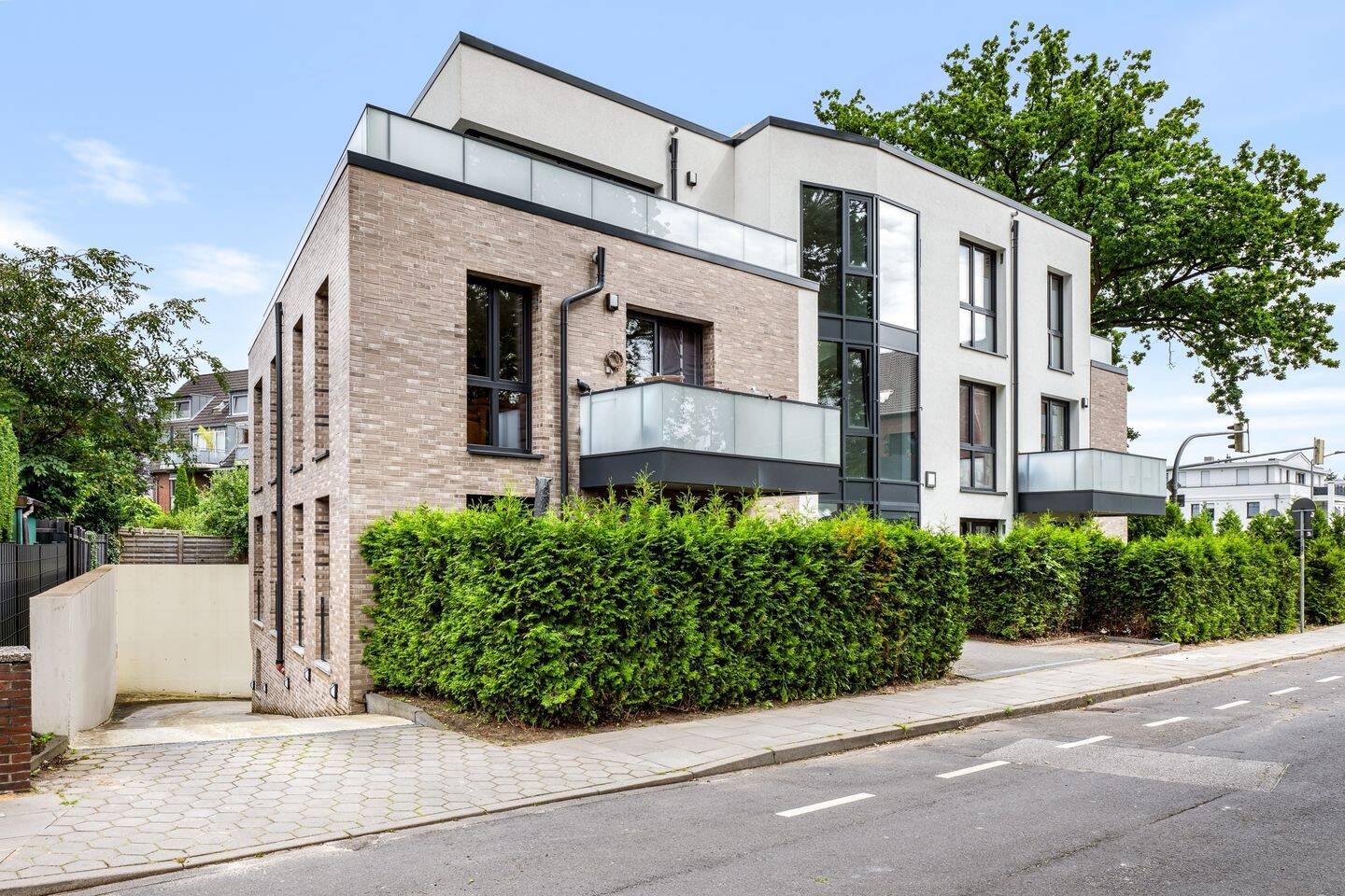 Neuwertige 3-Zimmer-Wohnung mit Dachterrasse, Balkon und TG-Stellplatz im KfW-40-Plus-Standard, 22880 Wedel