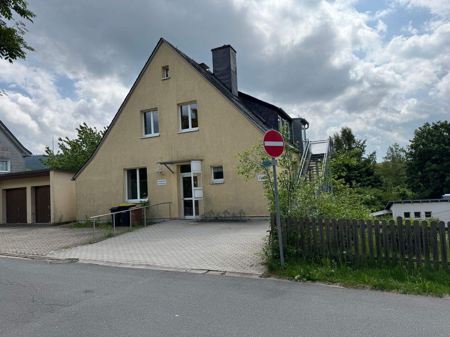 Großzügiges Einfamilienhaus bietet alle Möglichkeiten, 95493 Bischofsgrün