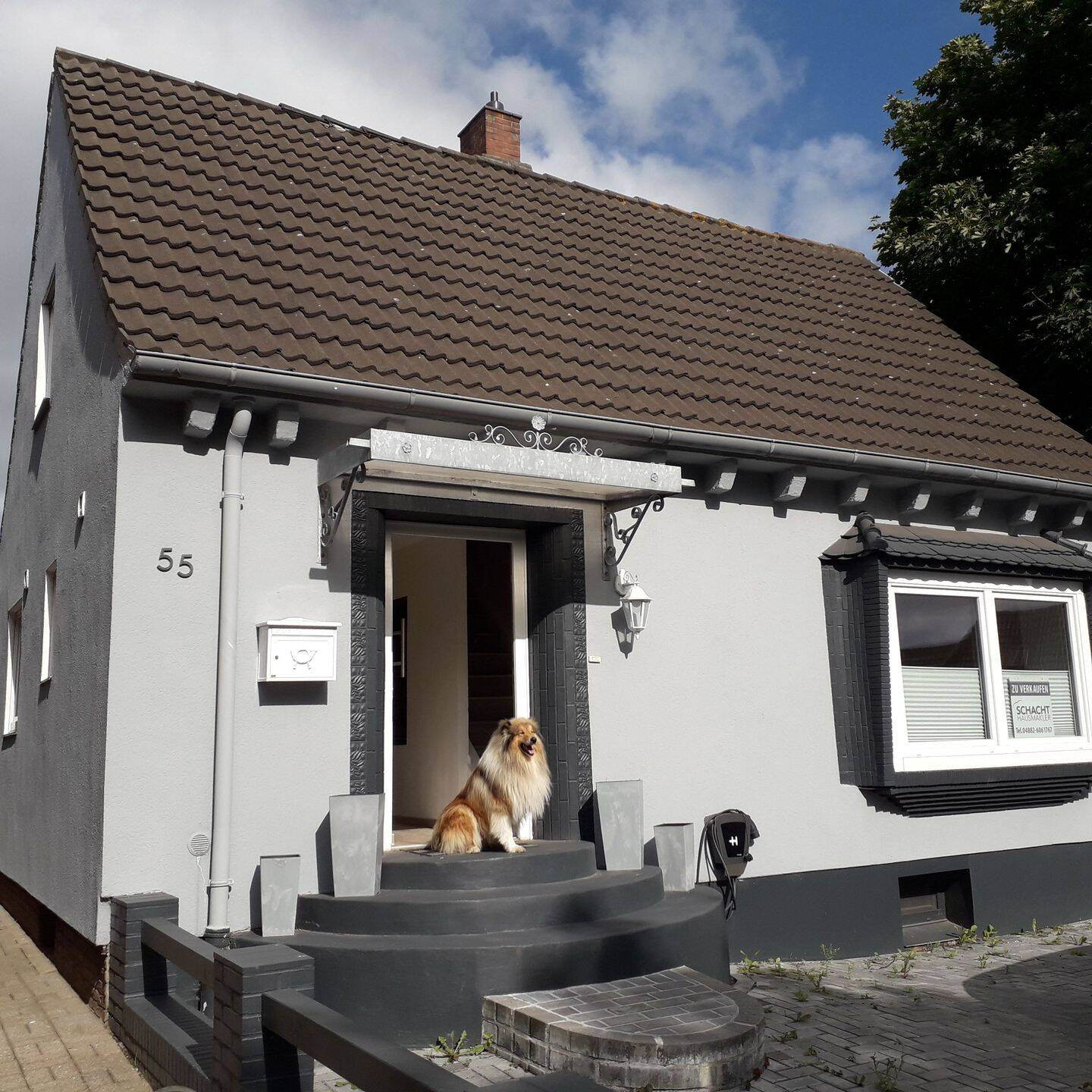 Einzugsfertiges, modernisiertes Einfamilienhaus mit Stellplatz & Ladestation im Stadtkern, 25746 Heide