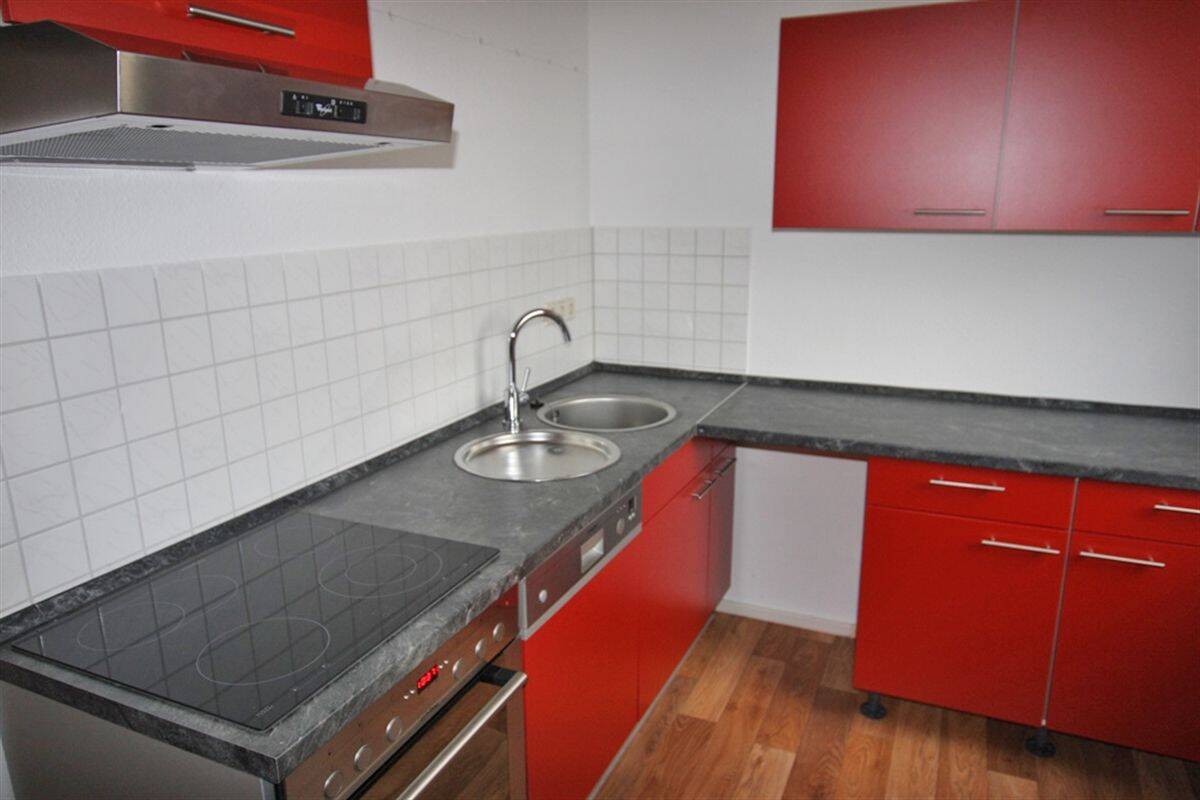 Schöne 2-Raum-Wohnung mit Einbauküche und Aufzug in gepflegtem Umfeld, 7552 Gera (Bieblach-Ost Langenberg Roschütz Stublach)