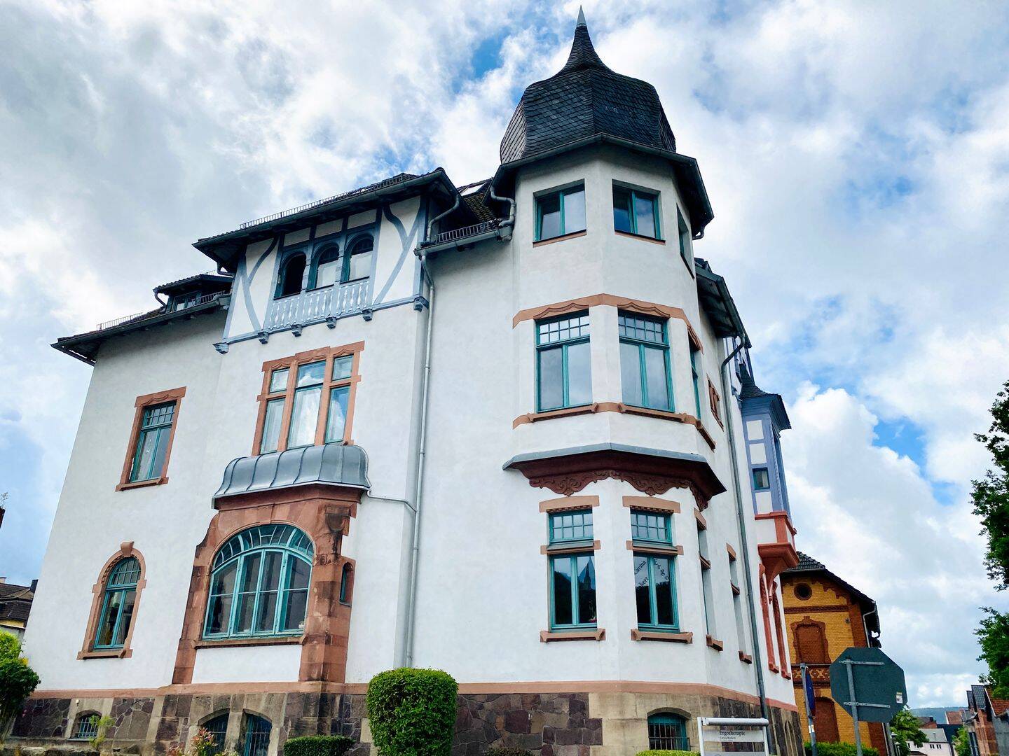 Charmante 2-Zimmer-Wohnung in stilvoller Altbauvilla in Sonneberg, 96515 Sonneberg