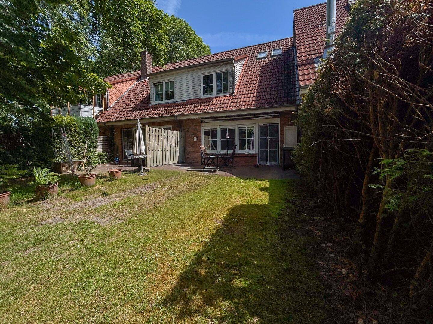 Solides Reihenhaus in Aurich – ruhige Lage und gute Ausgangssituation, 26603 Aurich