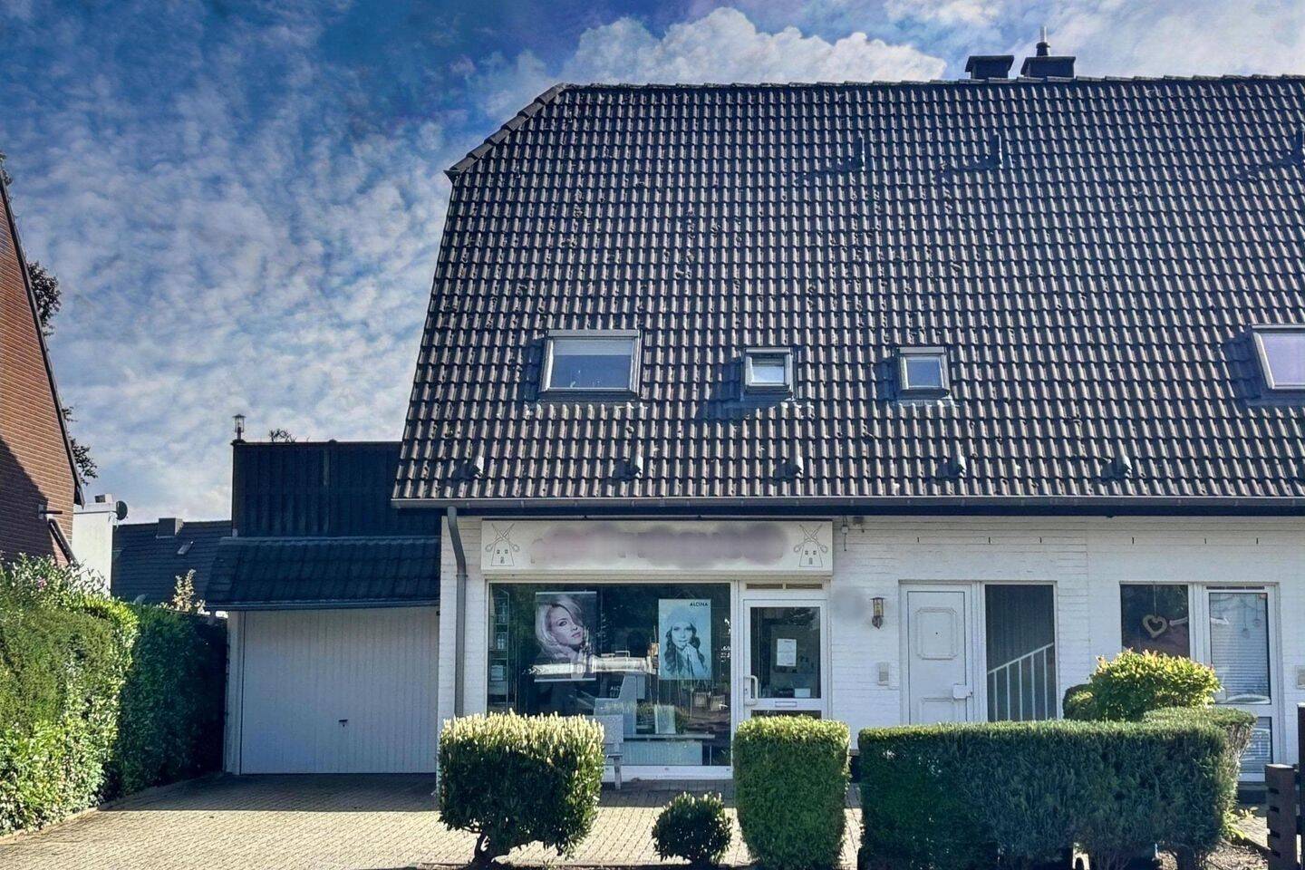 Einfamilienhaus mit Ladenlokal, 47802 Krefeld