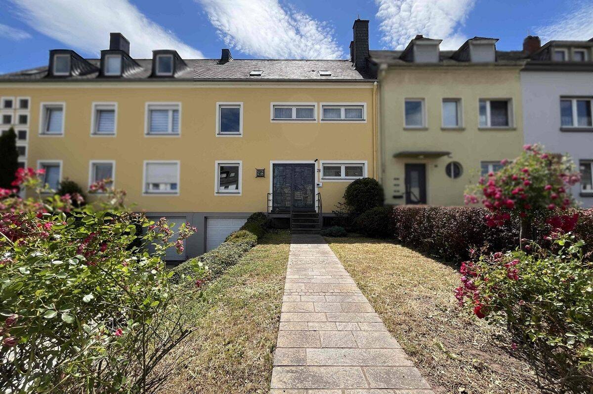 Top angebunden für Grenzgänger: Großzügiges Einfamilienhaus in Trier Euren, 54294 Trier