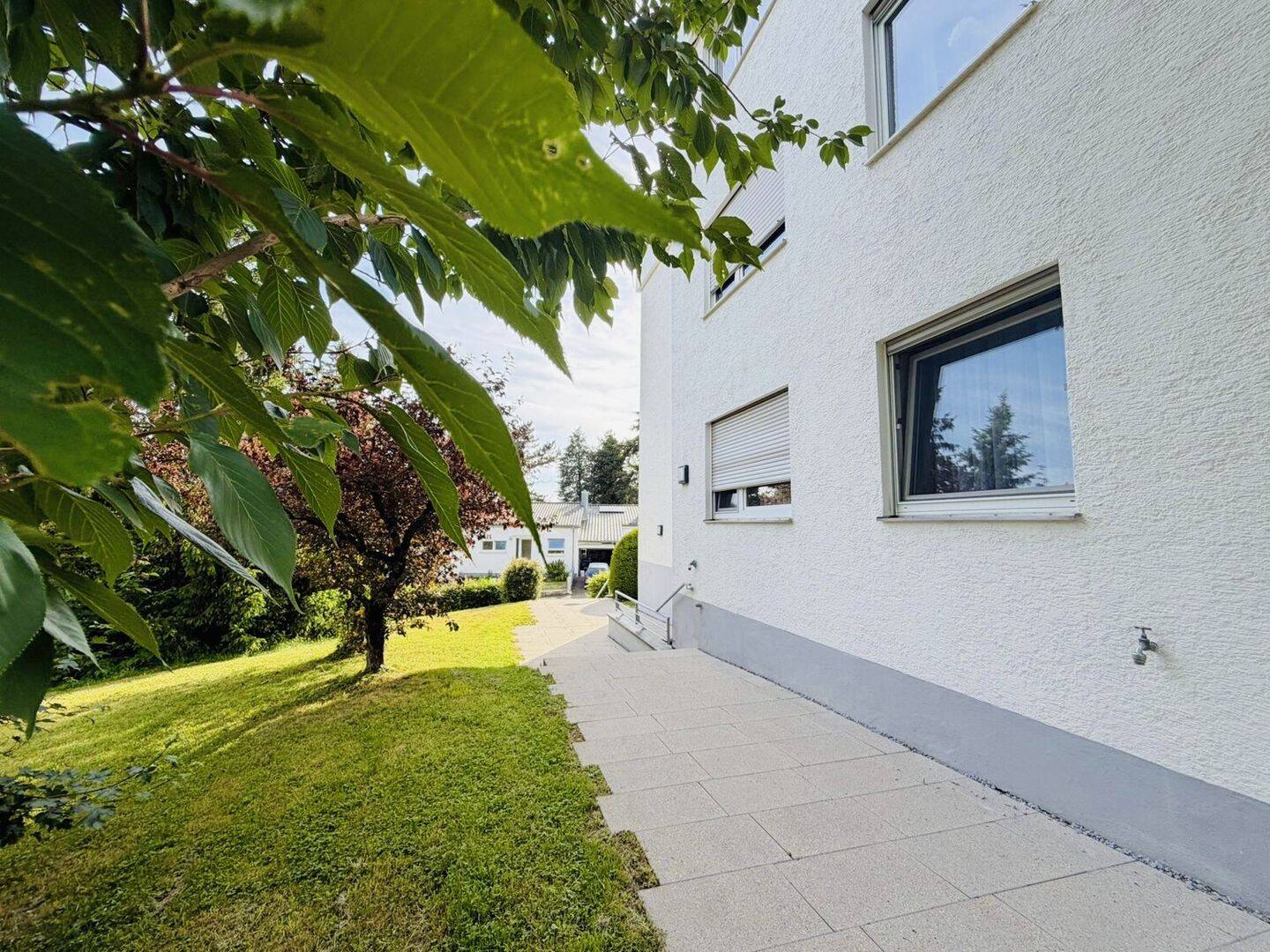 Platz für alle – großzügige 4,5 Zi.-Wohnung mit 2 Balkonen und flexiblem Wohnkonzept, 73033 Göppingen