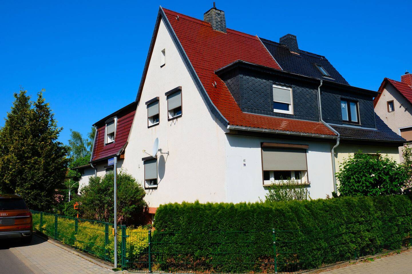 Eine solide Basis für Ihre Zukunft – Doppelhaushälfte in Keuern bei Döbeln!, 4720 Döbeln