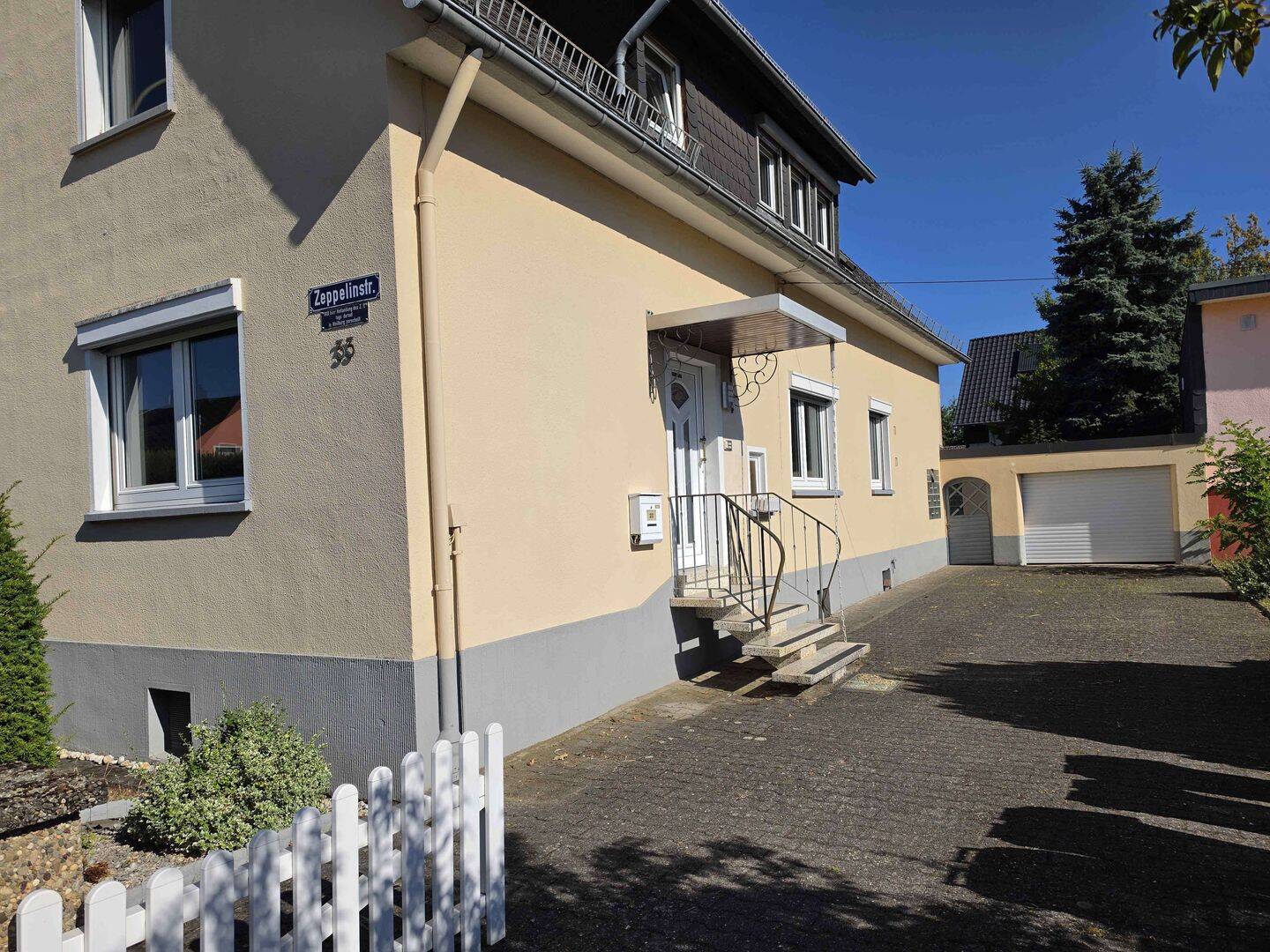 Großzügiges 1-2 Familienhaus mit Garten und Garage in Limburg (Blumenrod), 65549 Limburg a.d. Lahn