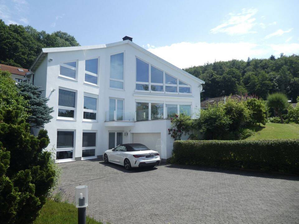 Außergewöhnliches Architektenhaus mit exklusivem Wohnambiente in Michelbach!, 35041 Marburg